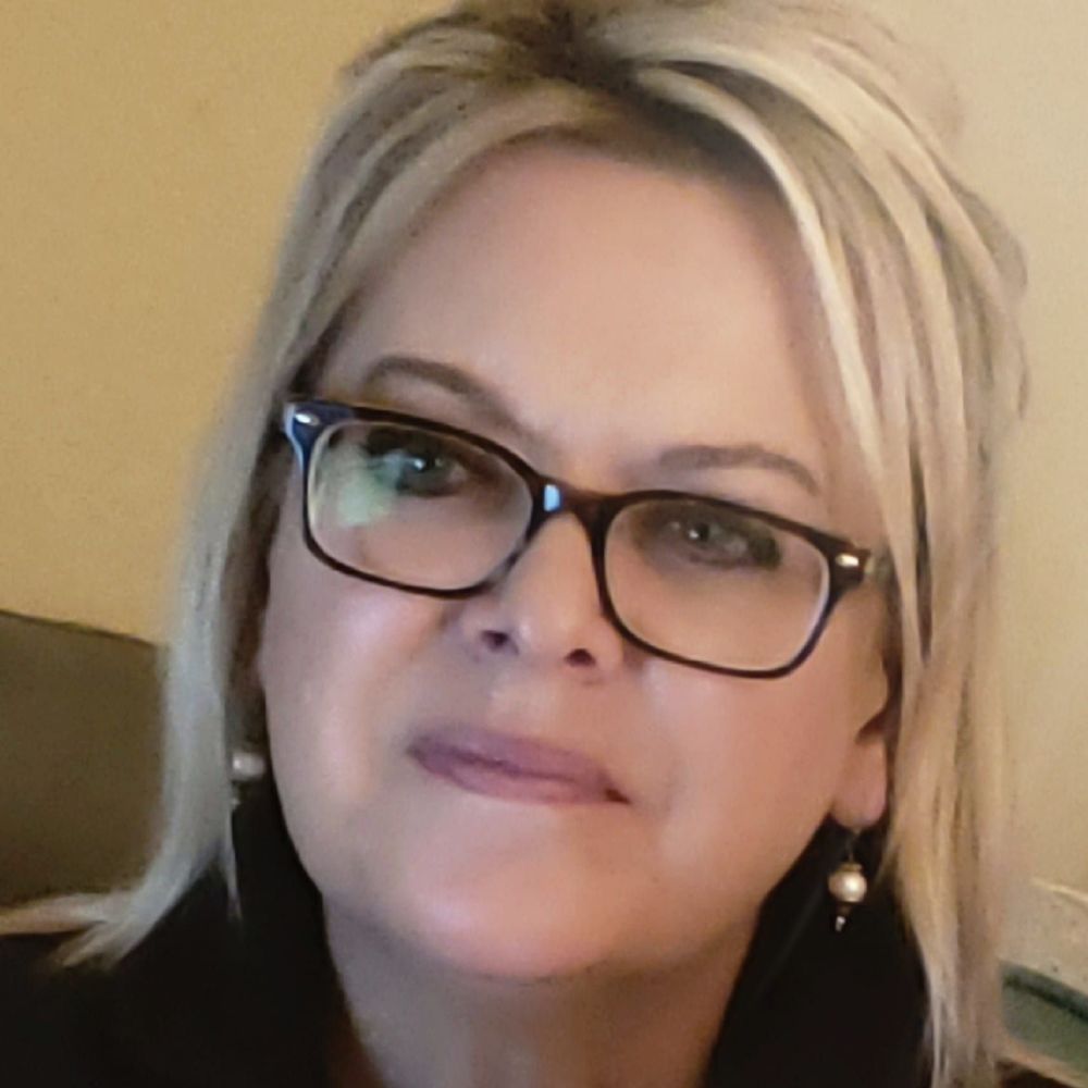 Meet your Posher, Debbie